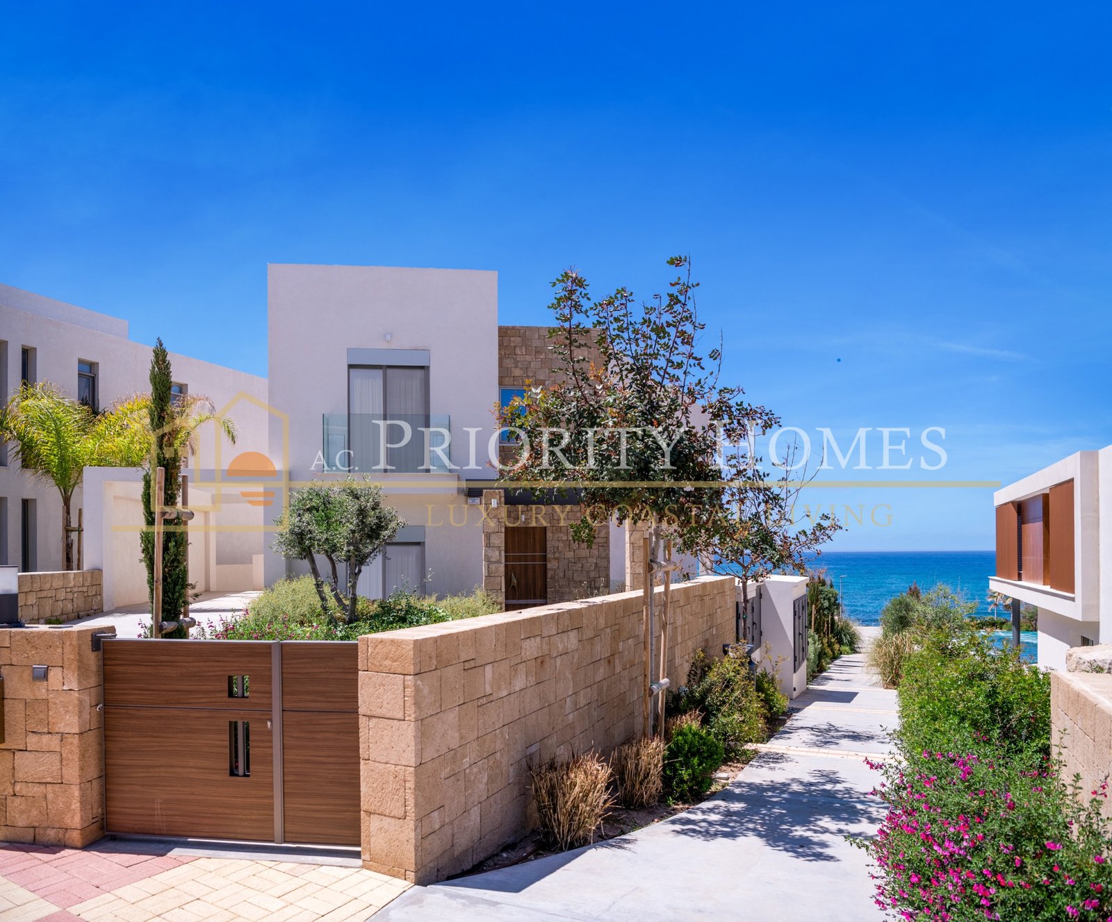 Luxury Four Bedroom Beach Villas in Chloraka, Paphos