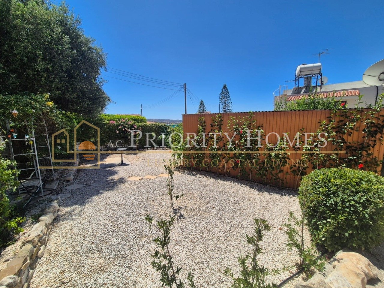Four-Bedroom Villa for Rent in Pegeia