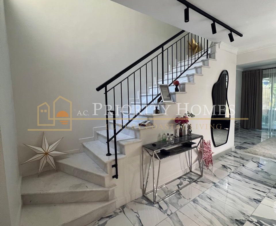 Fully Renovated 2-Bedroom Townhouse in Royal Gardens, Potamos Germasogeia