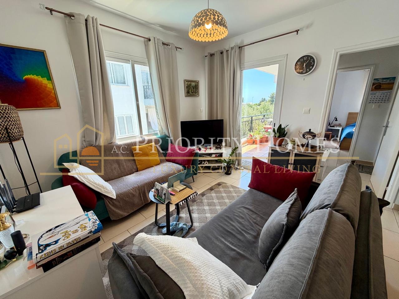 Spacious One-Bedroom Apartment with Sea Views in Tomb of the Kings