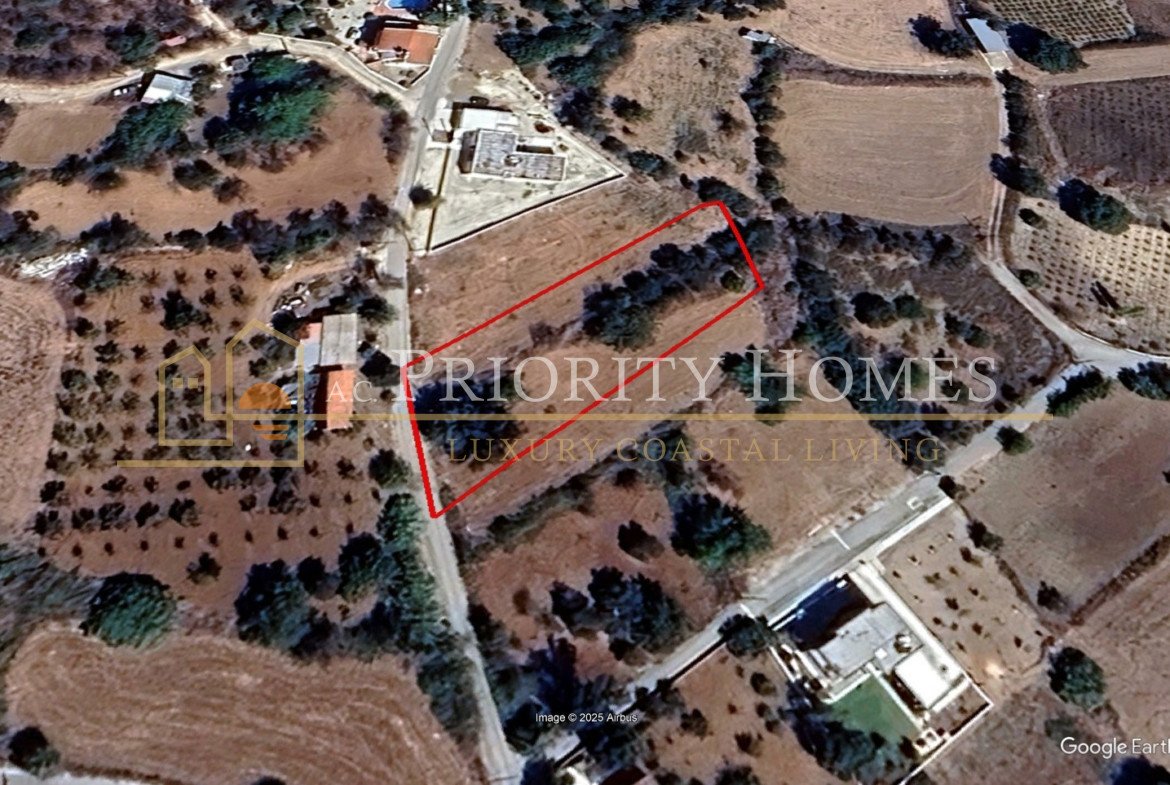 Residential Development Land in Polemi