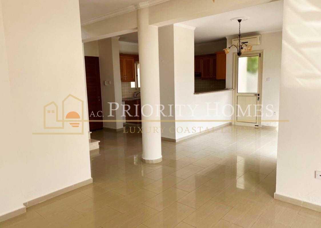 659ce85f-9168-4912-9930-733bca4bbaf0 Four-Bedroom Villa in Tala with Private Pool & Sea Views