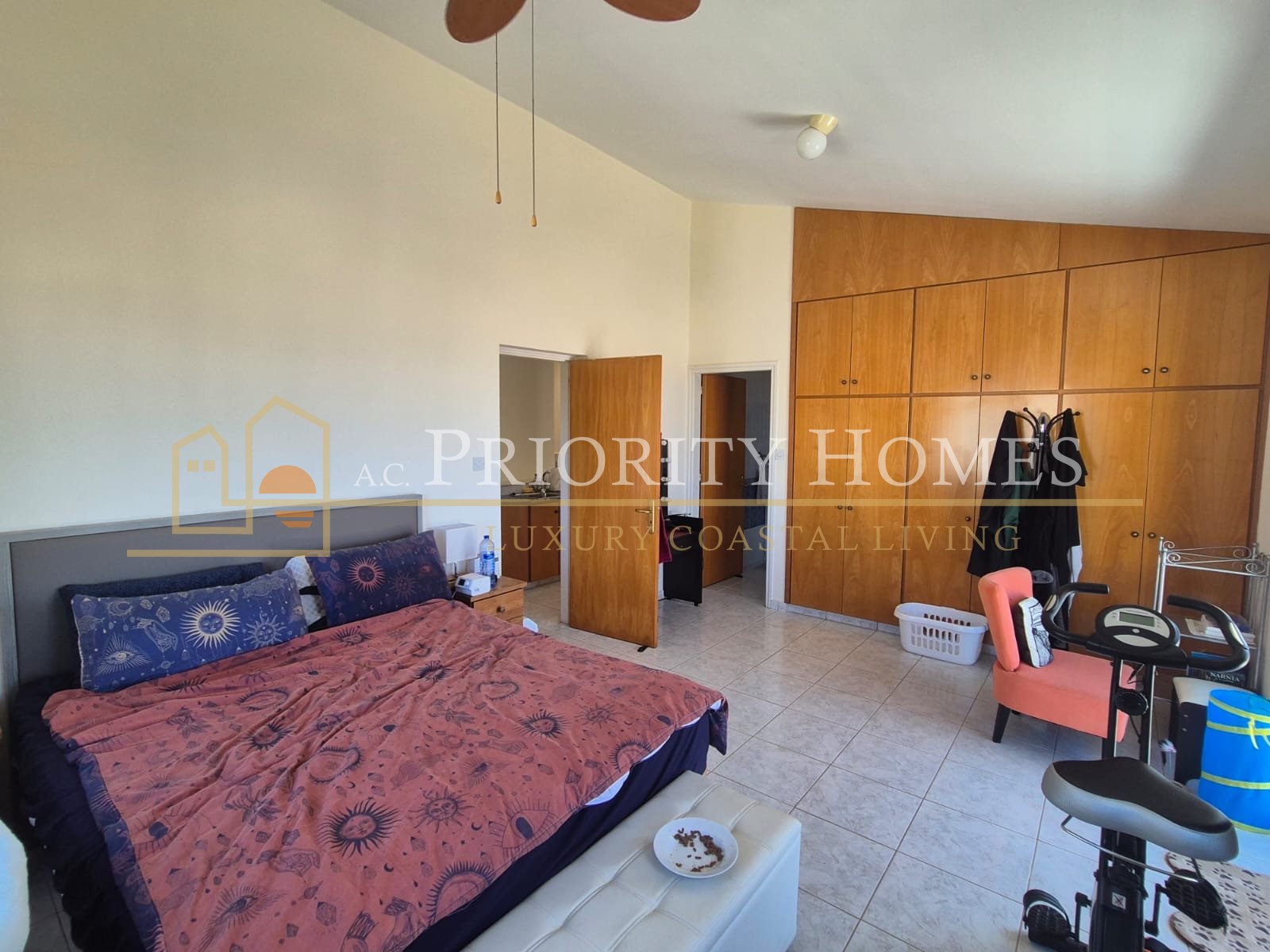 Four-Bedroom Villa for Rent in Pegeia