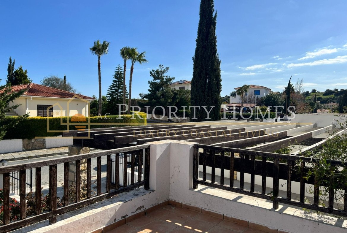 Charming 3-Bedroom House for Sale in Pissouri Village
