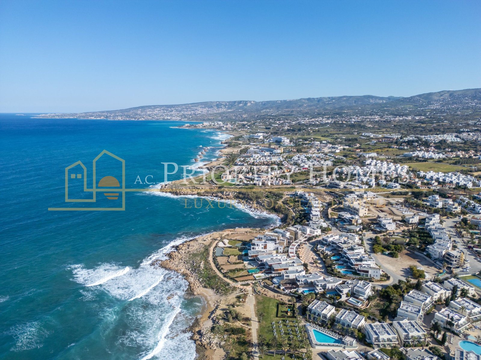 ADONIS BEACH 66606 Luxury Six Bedroom Beach Villas in Chloraka, Paphos