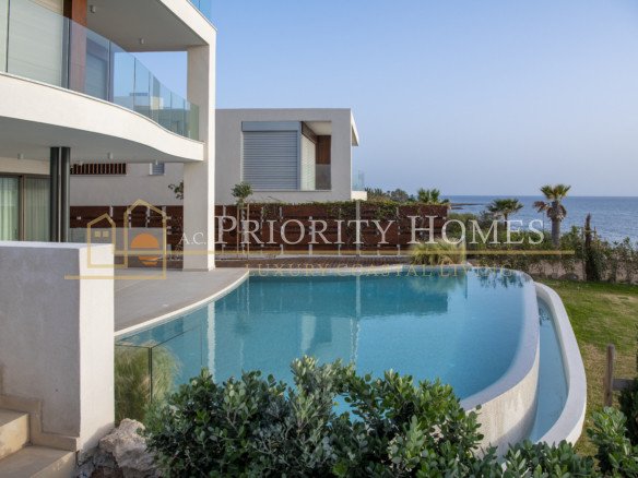Luxury Six Bedroom Beach Villas in Chloraka, Paphos