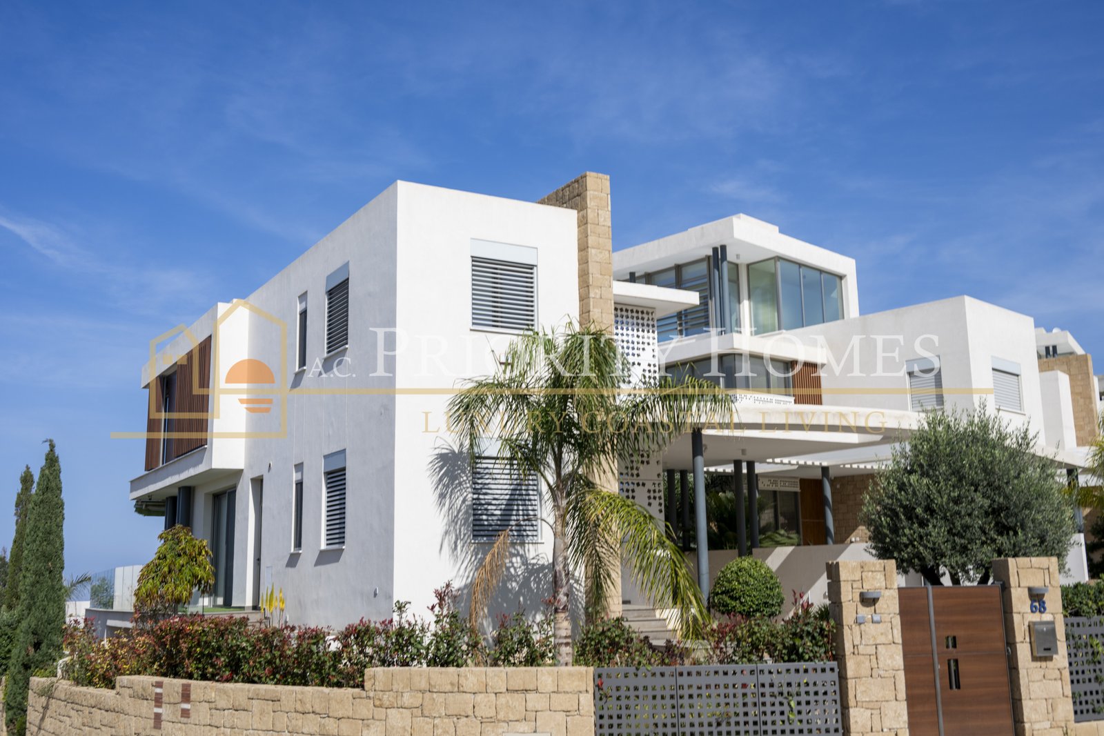 ADONIS_-5 Luxury Six Bedroom Beach Villas in Chloraka, Paphos