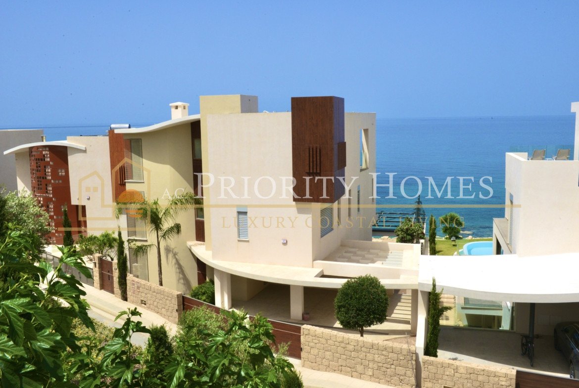 Luxury Six Bedroom Beach Villas in Chloraka, Paphos