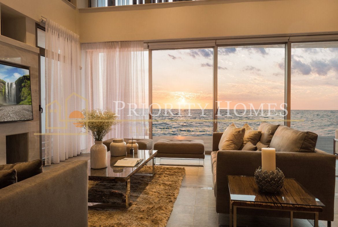 Luxury Six Bedroom Beach Villas in Chloraka, Paphos