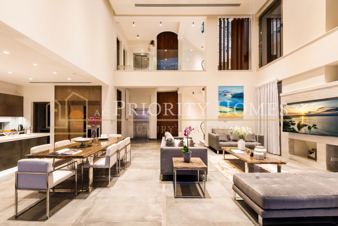 Luxury Six Bedroom Beach Villas in Chloraka, Paphos