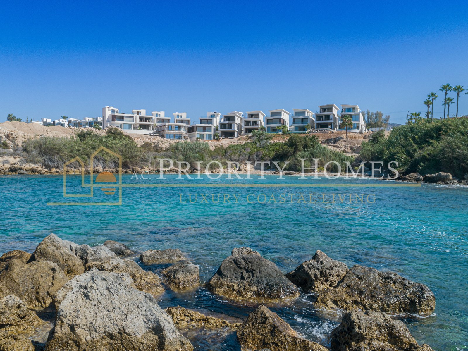 Exclusive Five-Bedroom Villa with Sea Views in Kissonerga