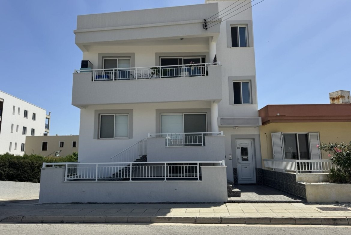 Fully Furnished Two-Bedroom Apartment in Geroskipou