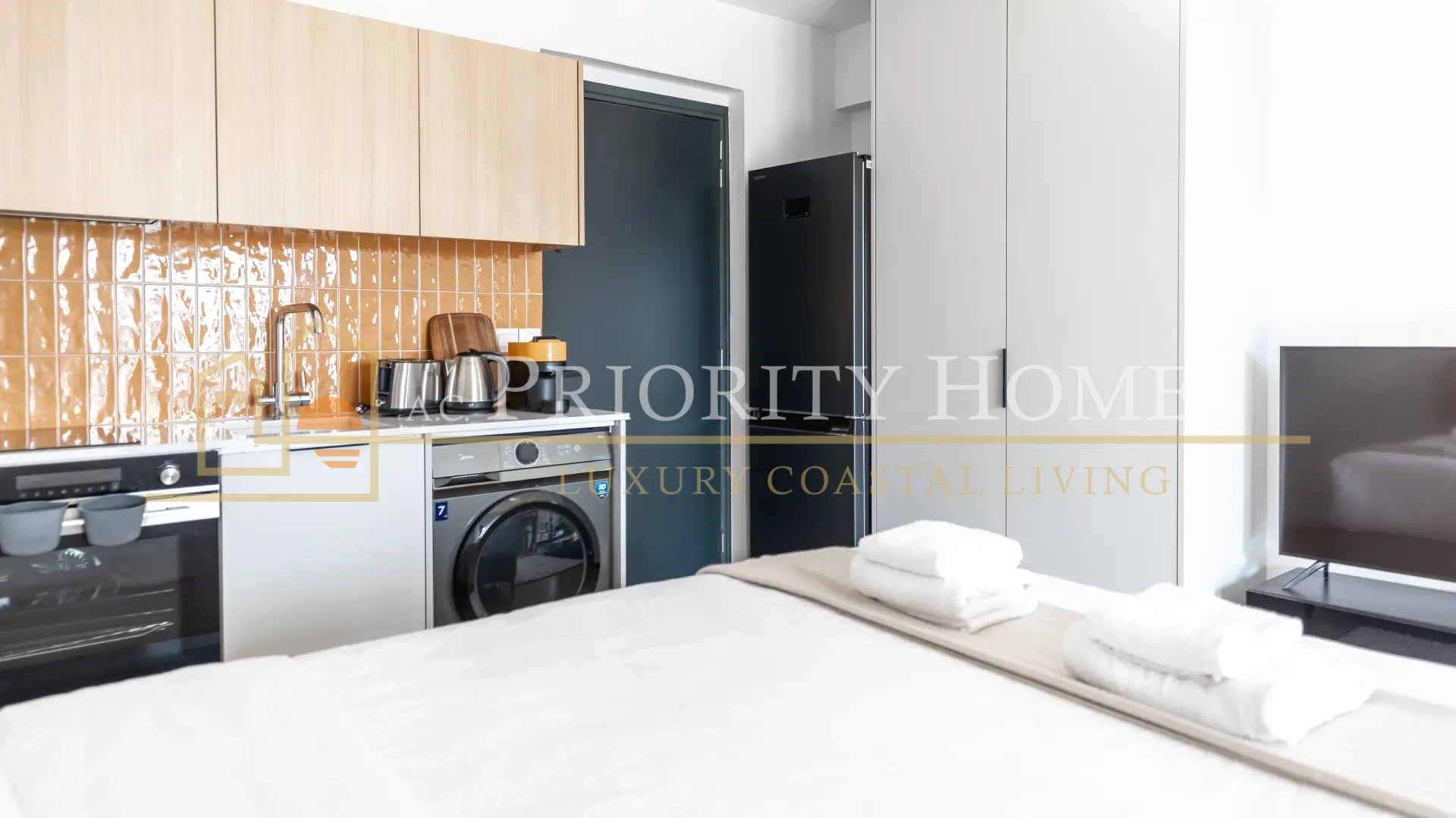 Modern Furnished Studio Apartment for Rent in Kato Paphos