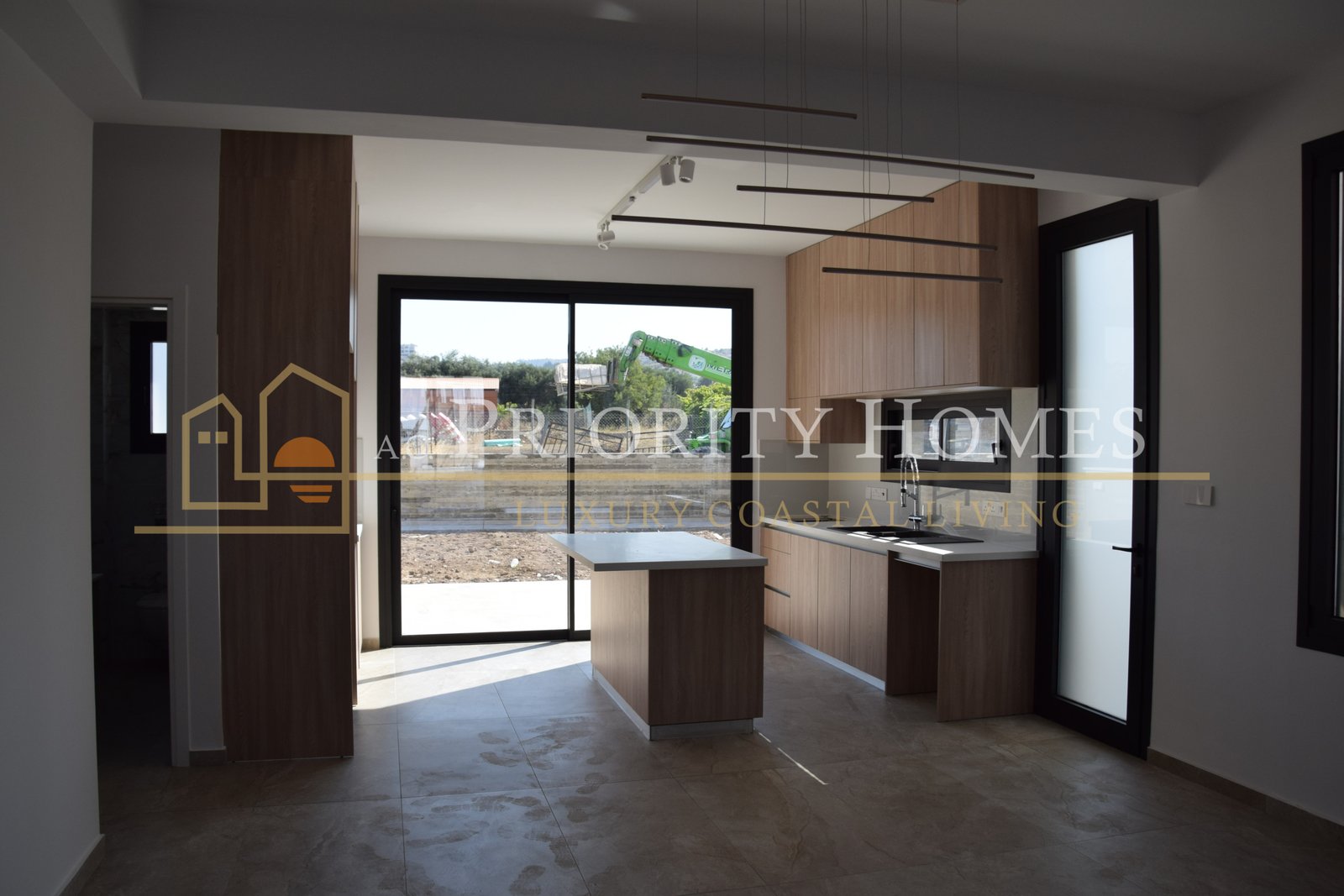 Contemporary Villa within a Prime Residential Location in Geroskipou