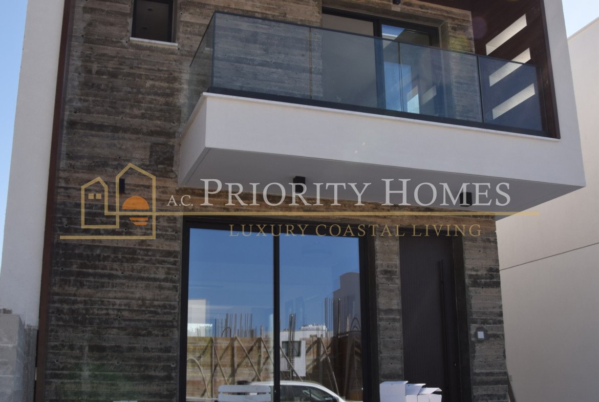 Contemporary Villa within a Prime Residential Location in Geroskipou