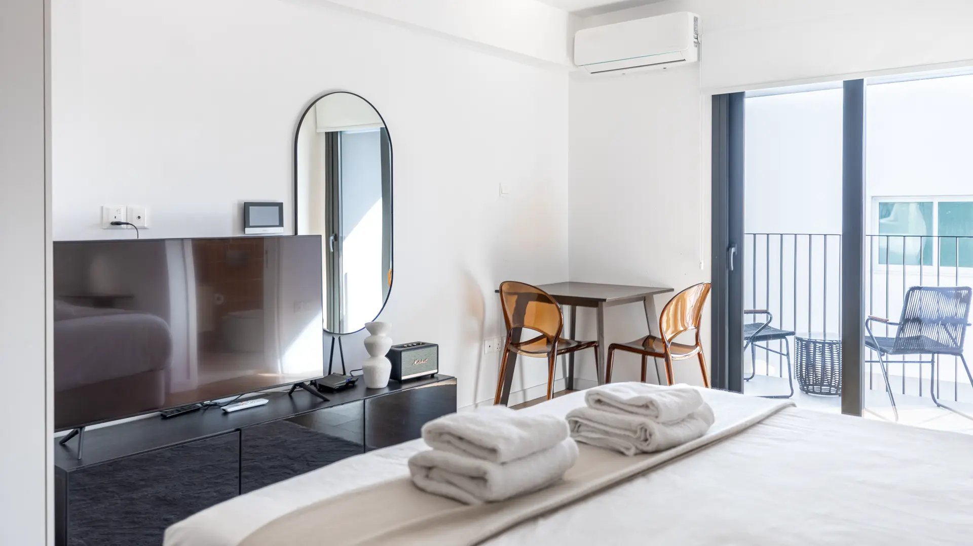 Modern Furnished Studio Apartment for Rent in Kato Paphos