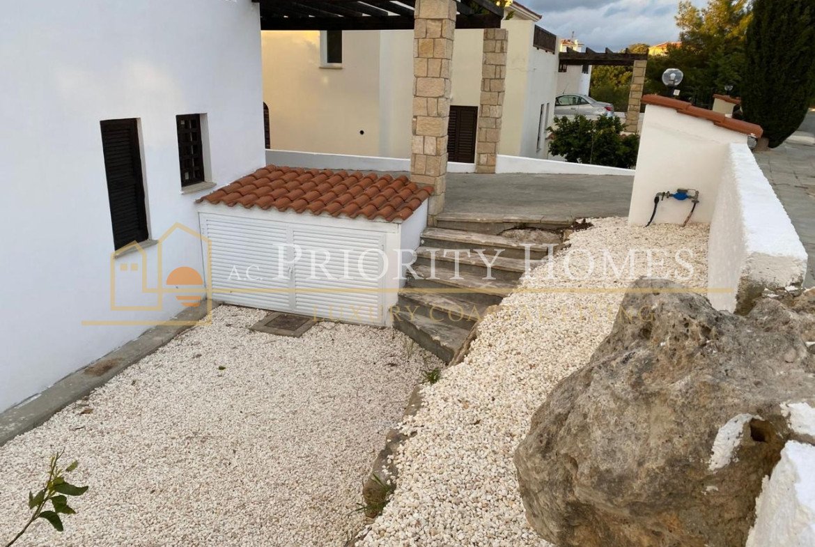 Charming 3-Bedroom House for Sale in Pissouri Village