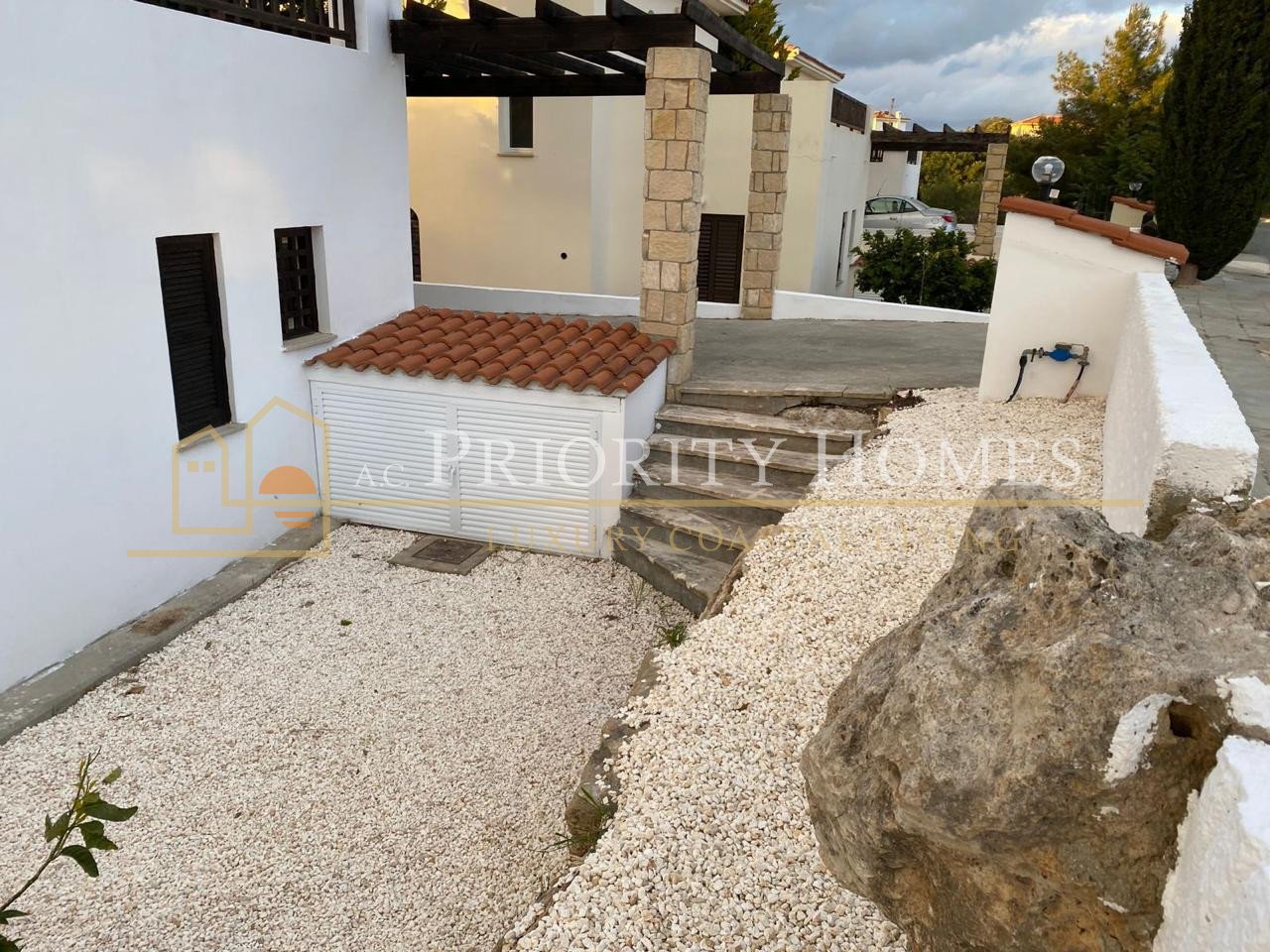 Charming 3-Bedroom House for Sale in Pissouri Village
