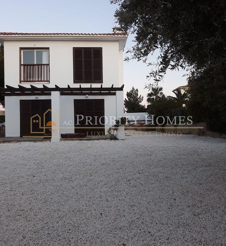 Charming 3-Bedroom House for Sale in Pissouri Village