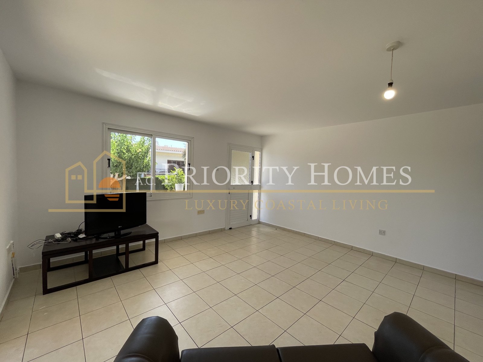 Two Bedroom Ground Floor Apartment in Pegeia