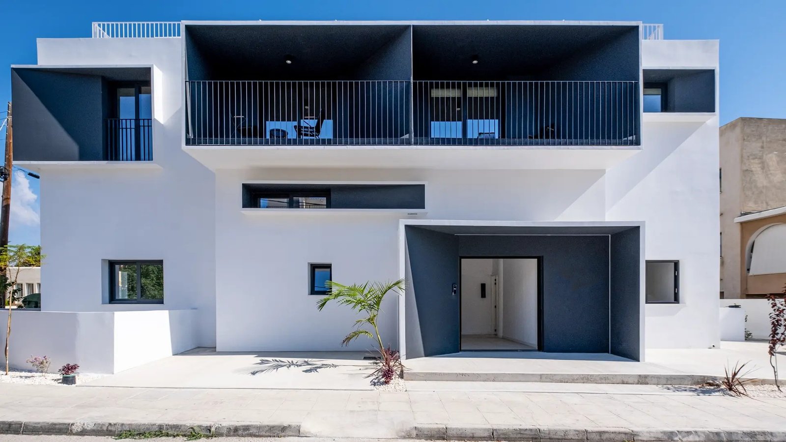 Modern Furnished Studio Apartment for Rent in Kato Paphos