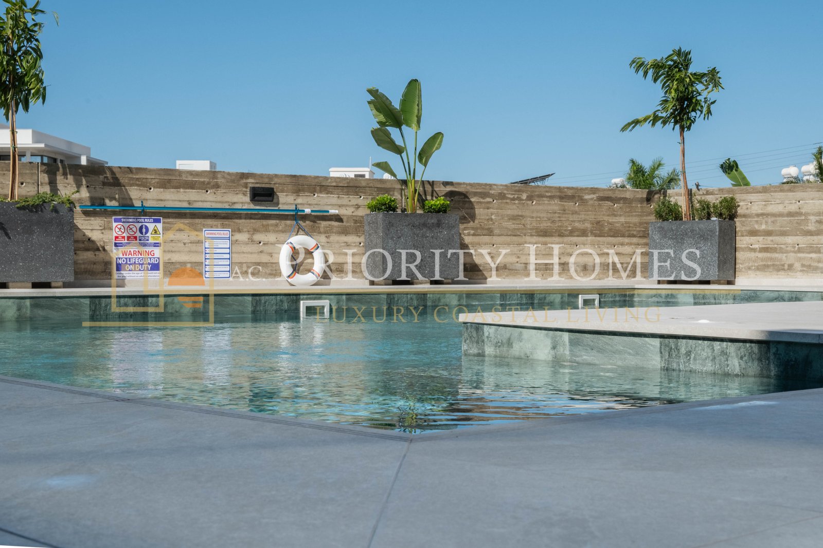 Contemporary Two-Bedroom Penthouse with Private Roof Terrace in Kato Paphos