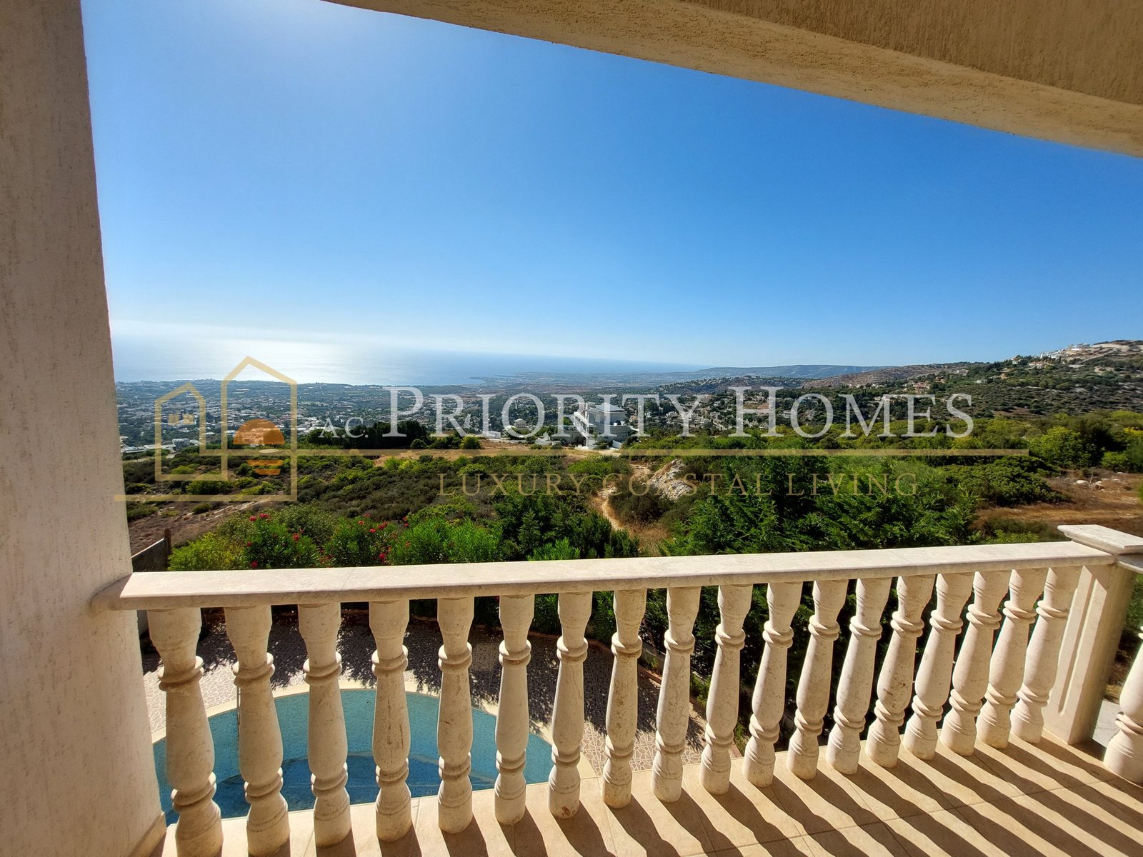 Luxury Five-Bedroom Villa with Sea Views in Tala, Paphos