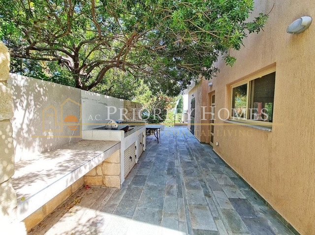 Four Bedroom Four Bathroom Beachfront Villa in Polis Latchi