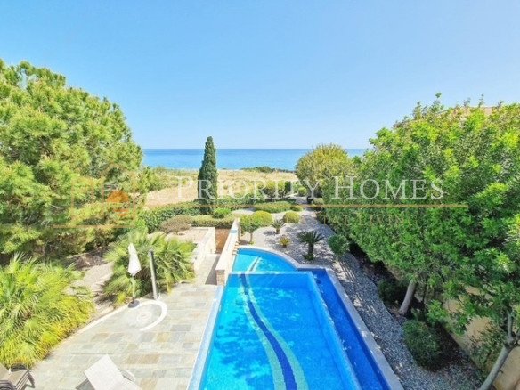 Four Bedroom Four Bathroom Beachfront Villa in Polis Latchi