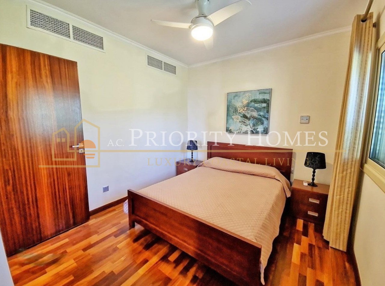 Four Bedroom Four Bathroom Beachfront Villa in Polis Latchi