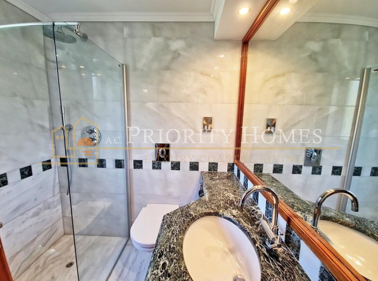 Four Bedroom Four Bathroom Beachfront Villa in Polis Latchi