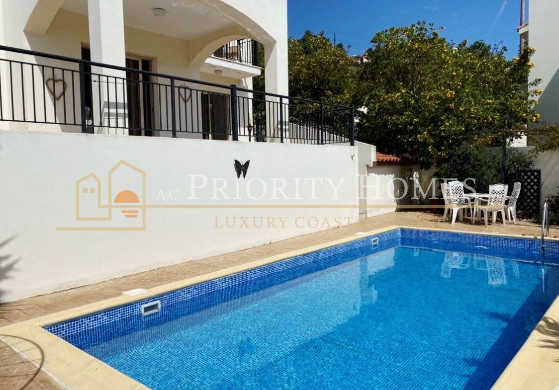 Four-Bedroom Villa in Tala with Private Pool & Sea Views