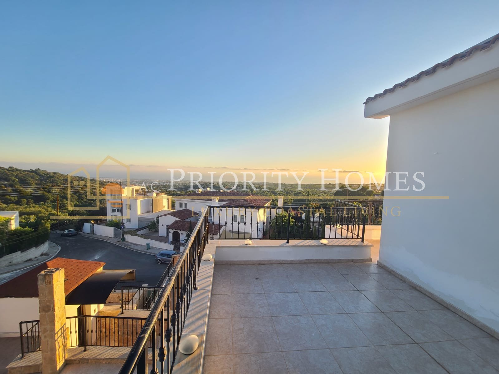 Four-Bedroom Villa in Tsada