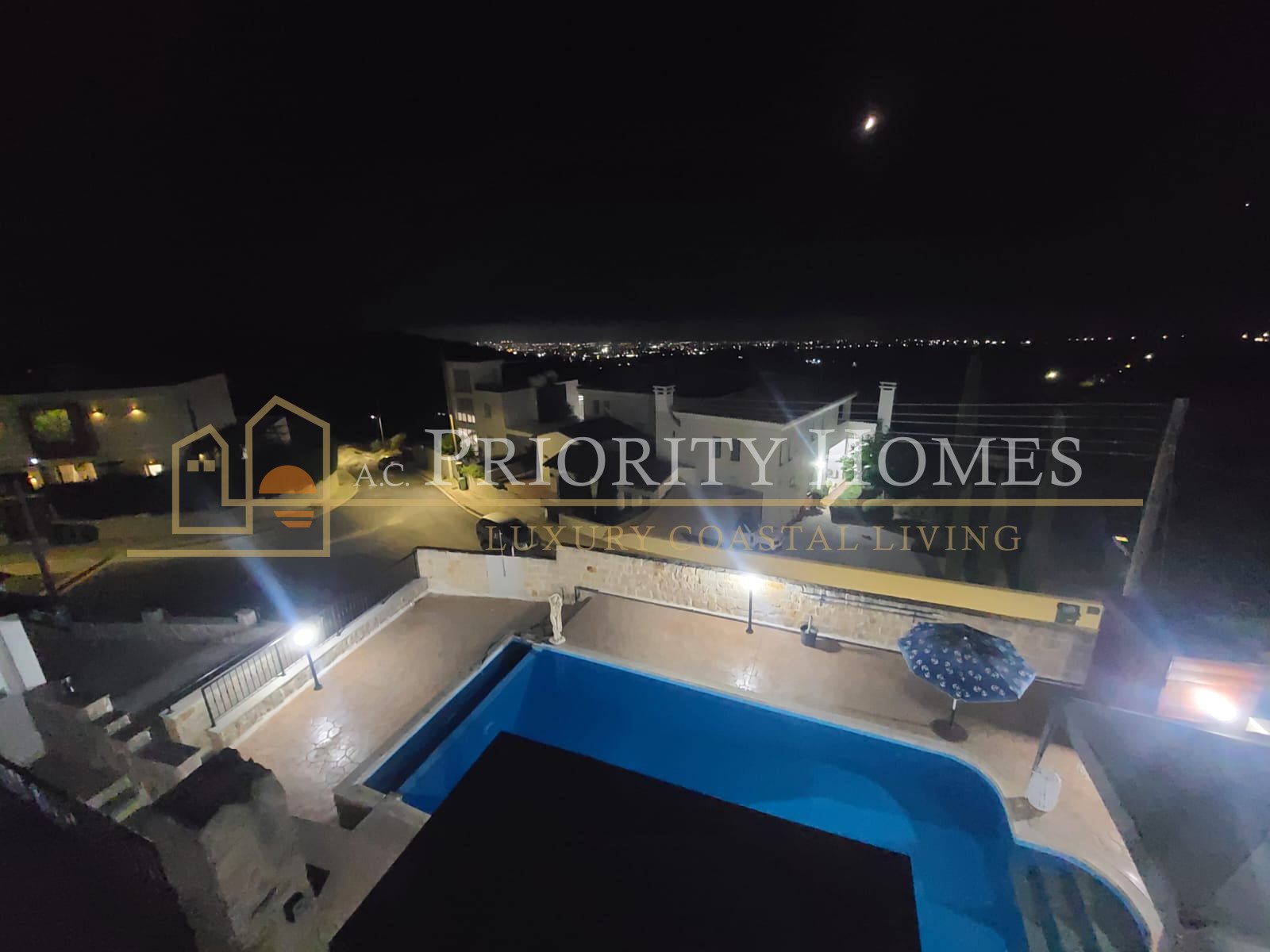 Four-Bedroom Villa in Tsada