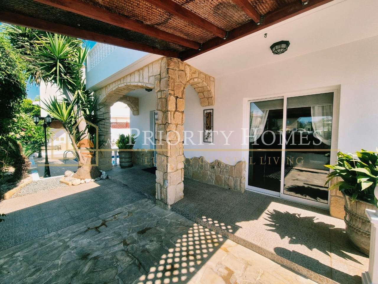 Beautiful Three-Bedroom Detached Villa with Private Pool, Sea & Mountain Views in Tala