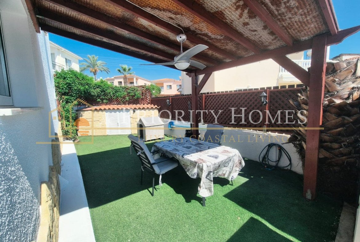 Beautiful Three-Bedroom Detached Villa with Private Pool, Sea & Mountain Views in Tala