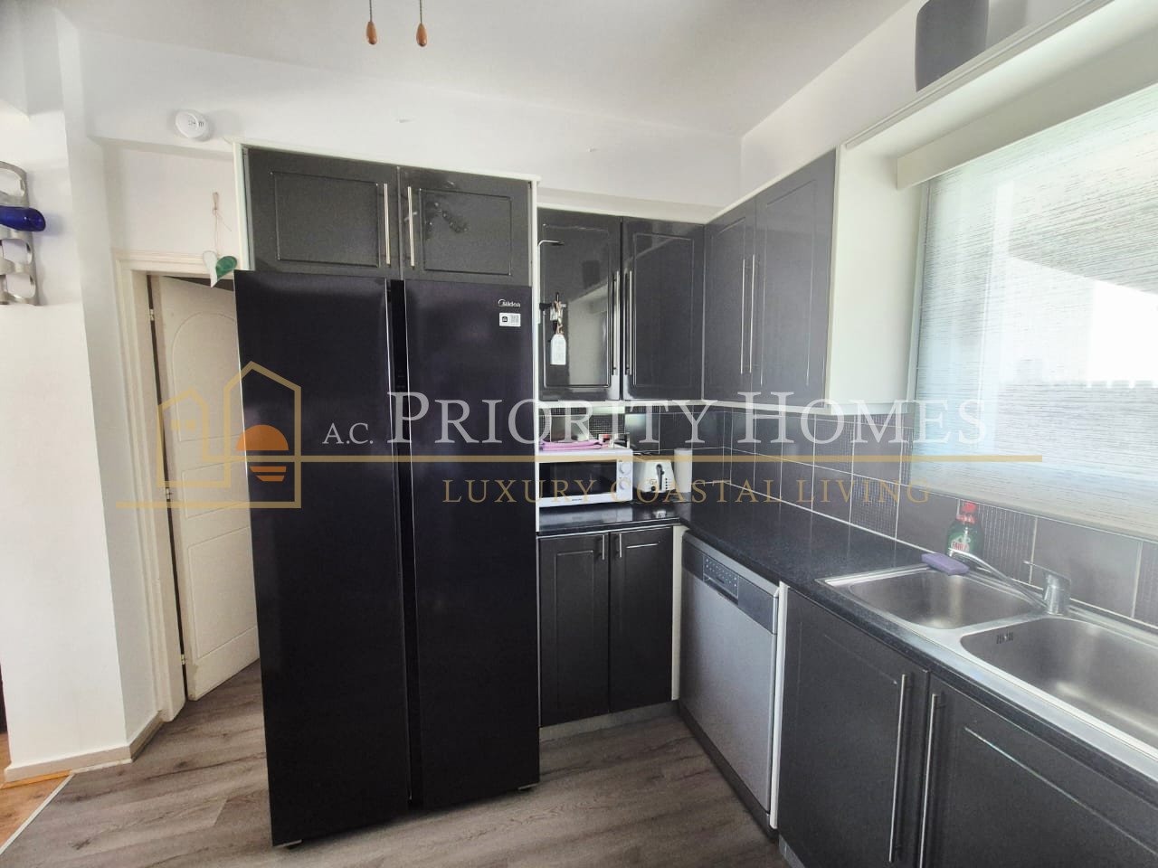Beautiful Three-Bedroom Detached Villa with Private Pool, Sea & Mountain Views in Tala