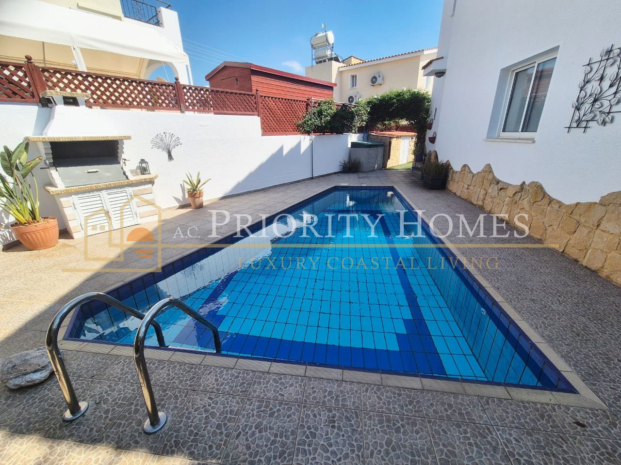 Beautiful Three-Bedroom Detached Villa with Private Pool, Sea & Mountain Views in Tala