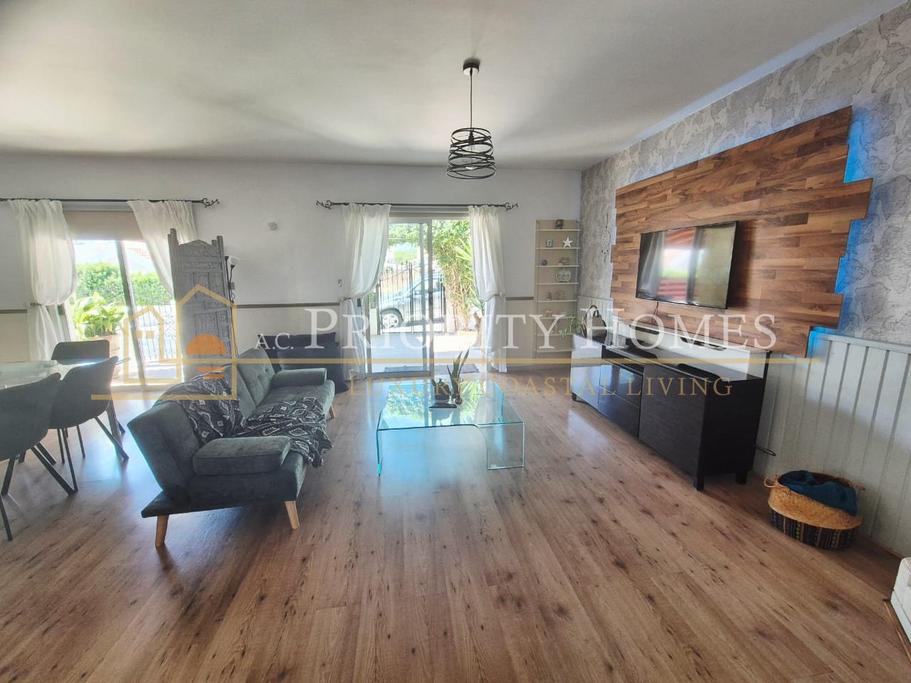 Beautiful Three-Bedroom Detached Villa with Private Pool, Sea & Mountain Views in Tala