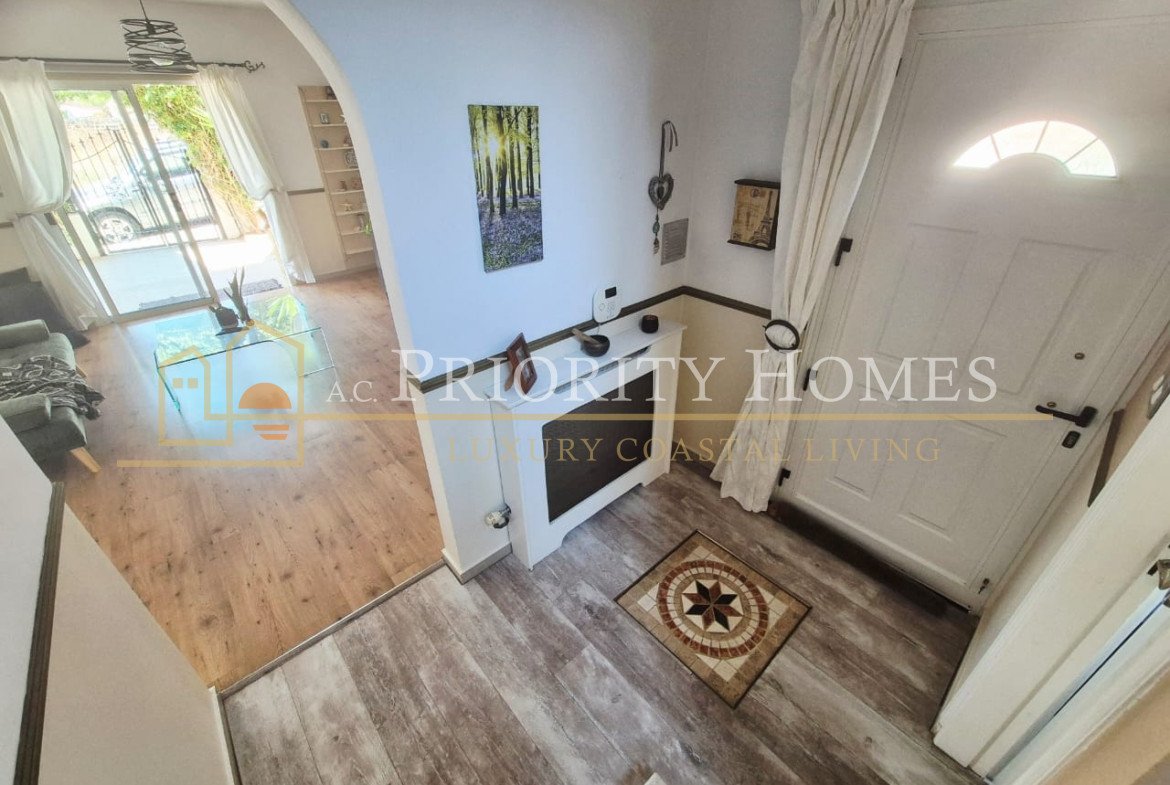 Beautiful Three-Bedroom Detached Villa with Private Pool, Sea & Mountain Views in Tala
