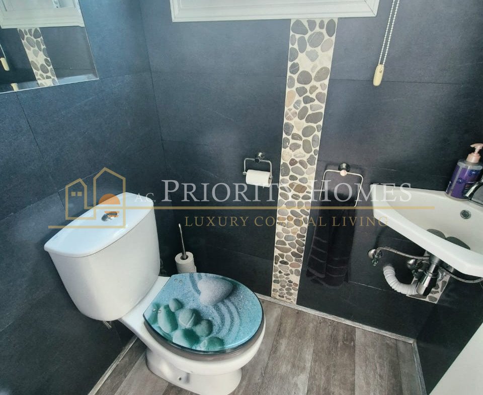 Beautiful Three-Bedroom Detached Villa with Private Pool, Sea & Mountain Views in Tala