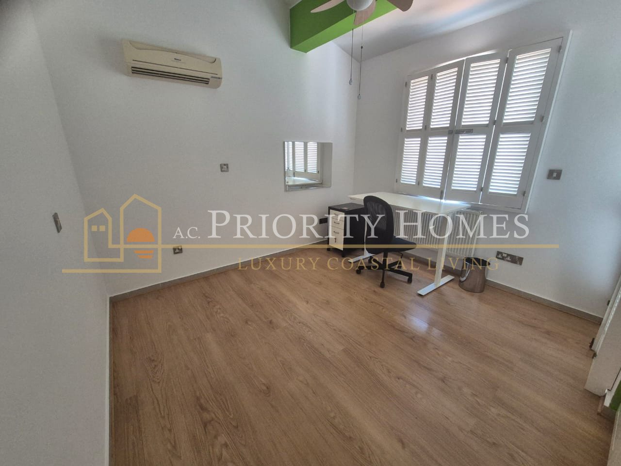 Beautiful Three-Bedroom Detached Villa with Private Pool, Sea & Mountain Views in Tala