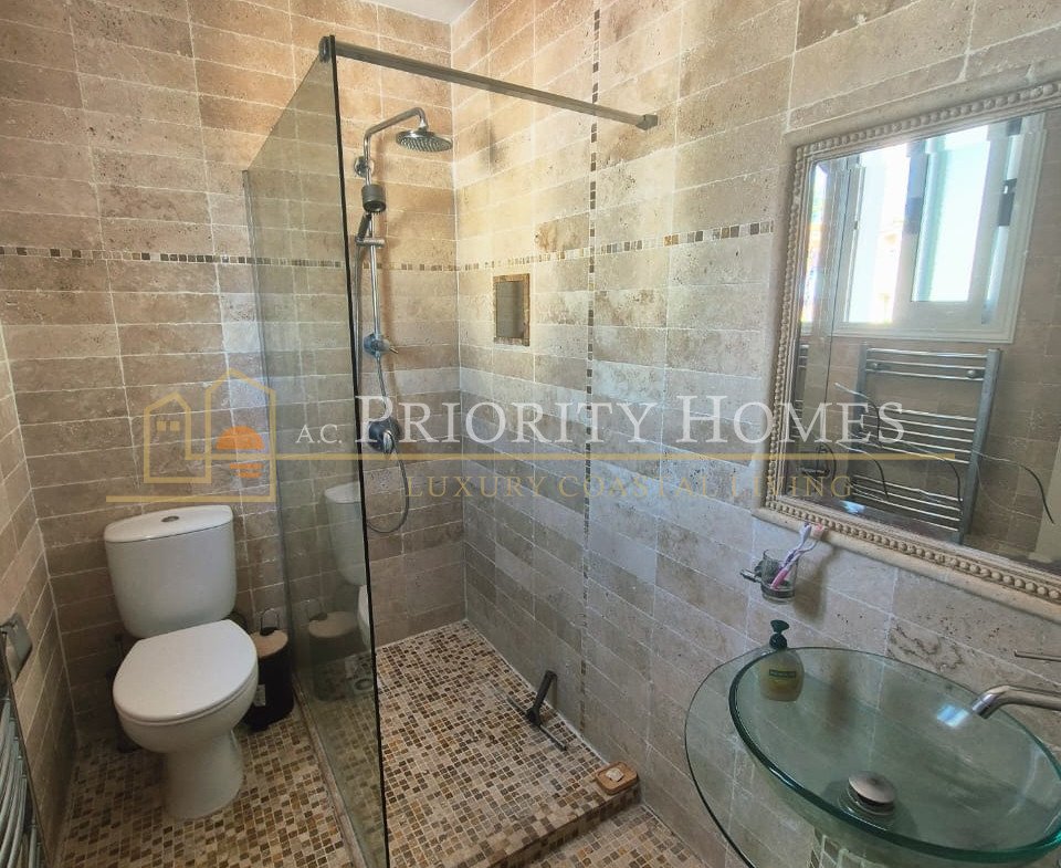 Beautiful Three-Bedroom Detached Villa with Private Pool, Sea & Mountain Views in Tala