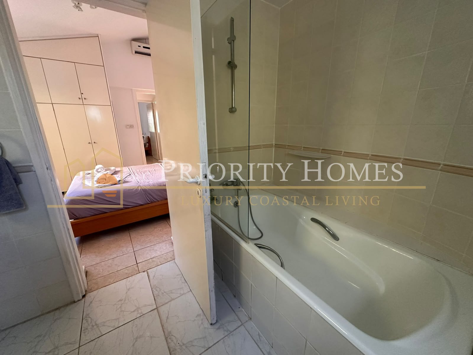 Two-Bedroom Bungalow in Coral Bay
