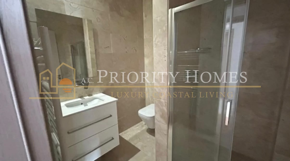 Four Bedroom FrontLine Villa in Kissonerga