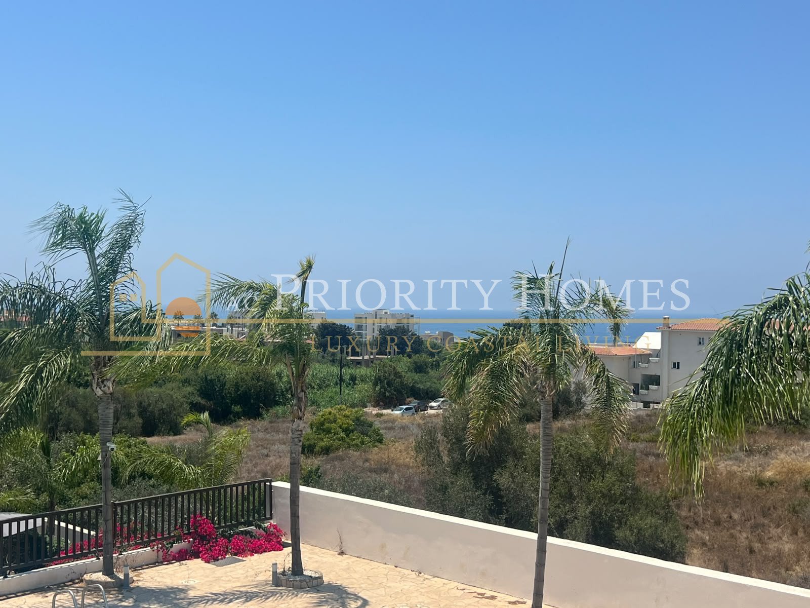 Two-Bedroom Sea View Apartment for Rent in Chloraka