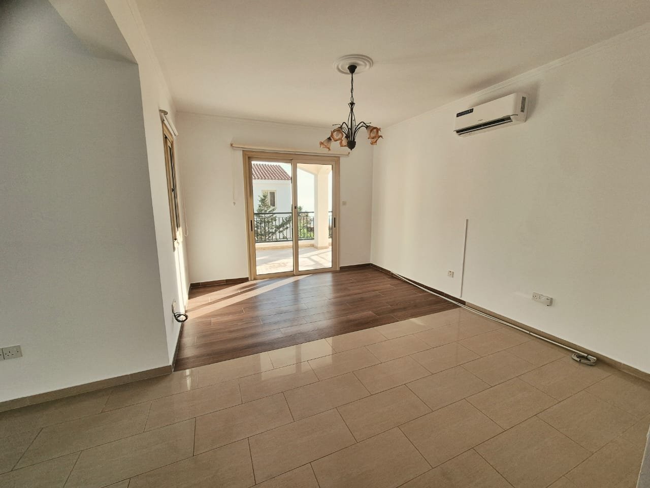 Four-Bedroom Villa in Tala with Sea Views