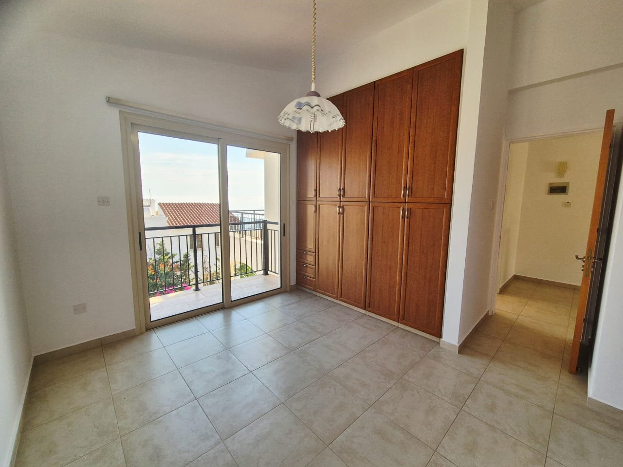Four-Bedroom Villa in Tala with Sea Views