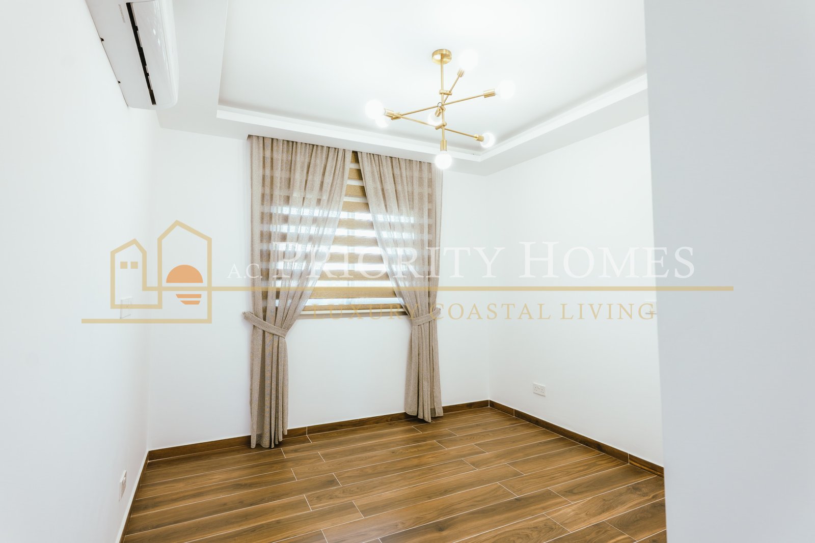 Contemporary Two-Bedroom Penthouse with Private Roof Terrace in Kato Paphos