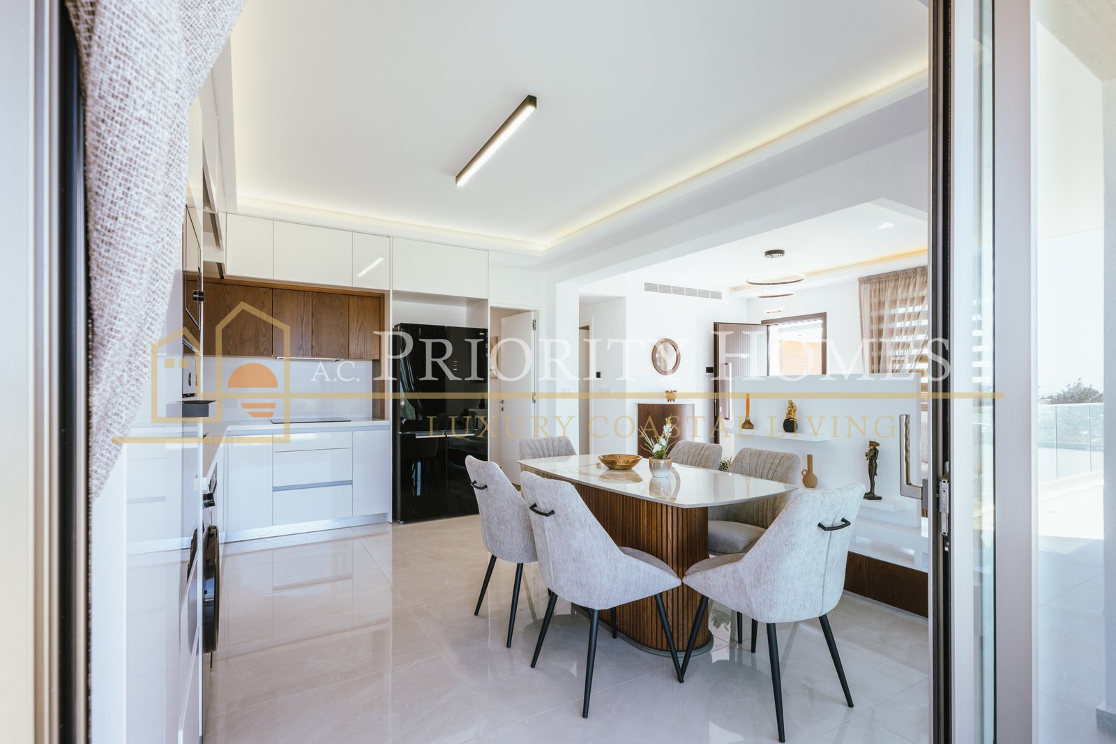 Contemporary Two-Bedroom Penthouse with Private Roof Terrace in Kato Paphos